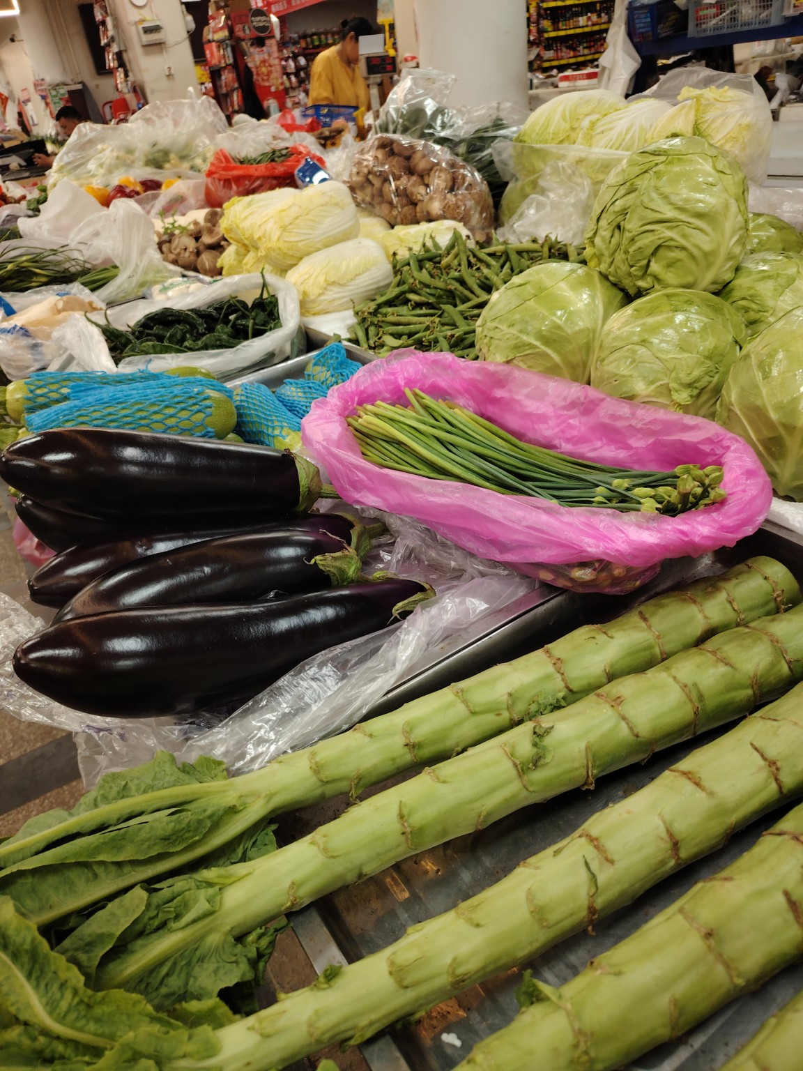 Seasonal vegetables in a Beijing local market